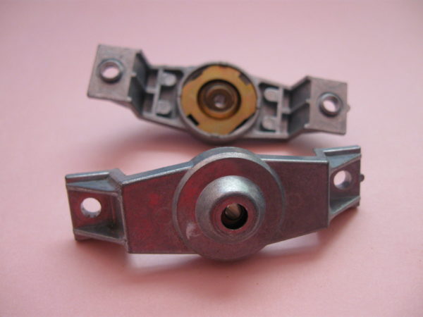 dual turntable part bearing bracket 241570
